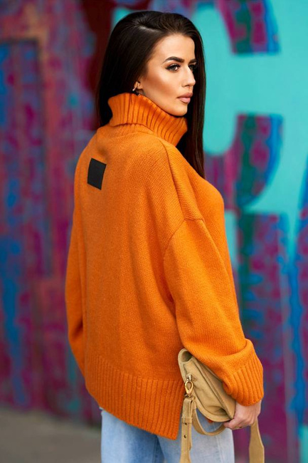 Luźny Sweter damski Me Gusta z golfem oversize pomarańczowy