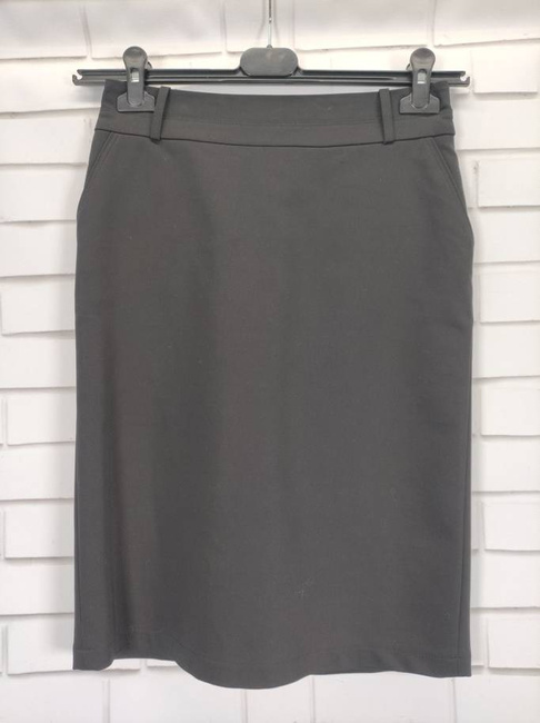 BB klasyczna spódnica na suwak długość do kolana prosta elegancka ołówkowa czarna (029)