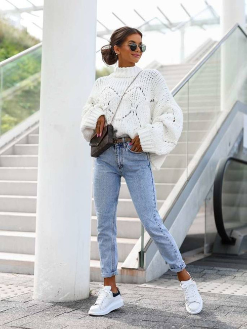 Luźny sweter Cocomore oversize ecru