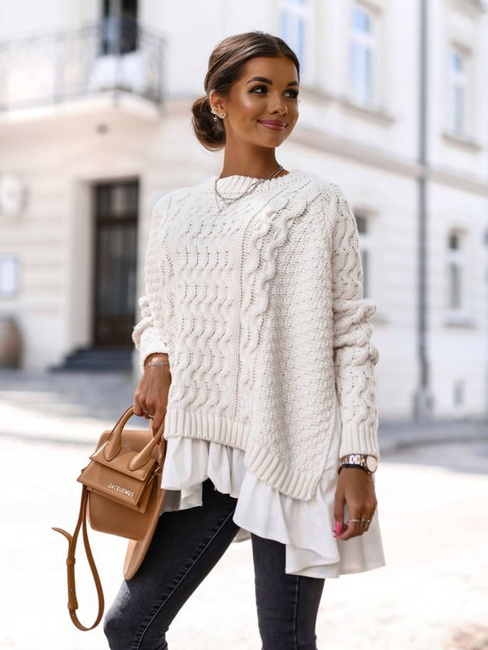 Sweter damski oversize z długim rękawem i okragłym dekoltem Cocomore kremowy