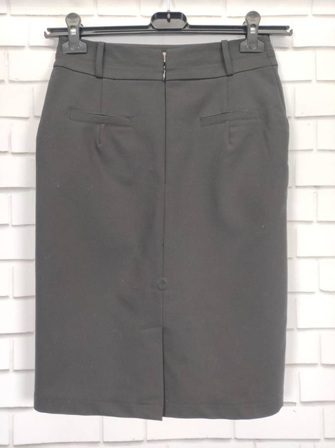 BB klasyczna spódnica na suwak długość do kolana prosta elegancka ołówkowa czarna (029)