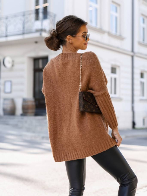Luźny sweter Cocomore z domieszką wełny karmelowy