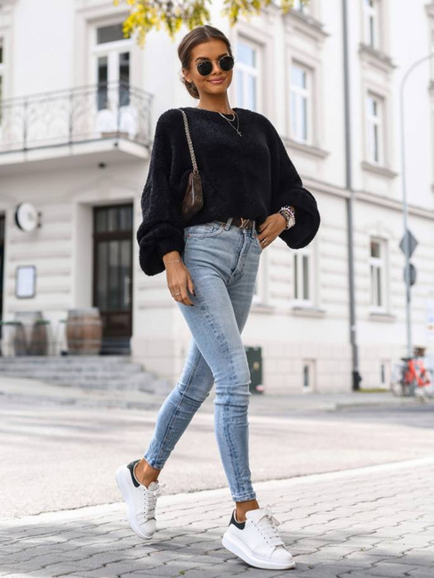 Krótki sweter Cocomore z bufiastymi rękawami