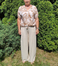 Import Włochy Moda Italia komplet bluzka + spodnie 100% bawełna zwiewne szeroka nogawka z paskiem kolor jasny beż