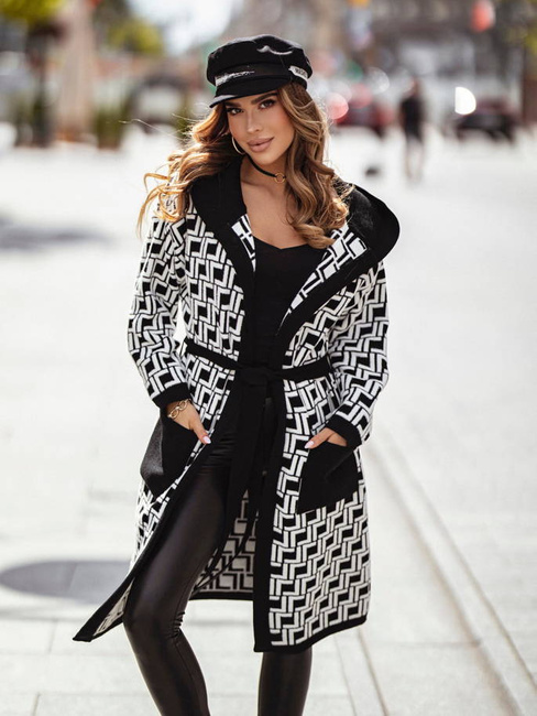 Długi kardigan z kapturem płaszcz typu alpaka Cocomore biały/czarny