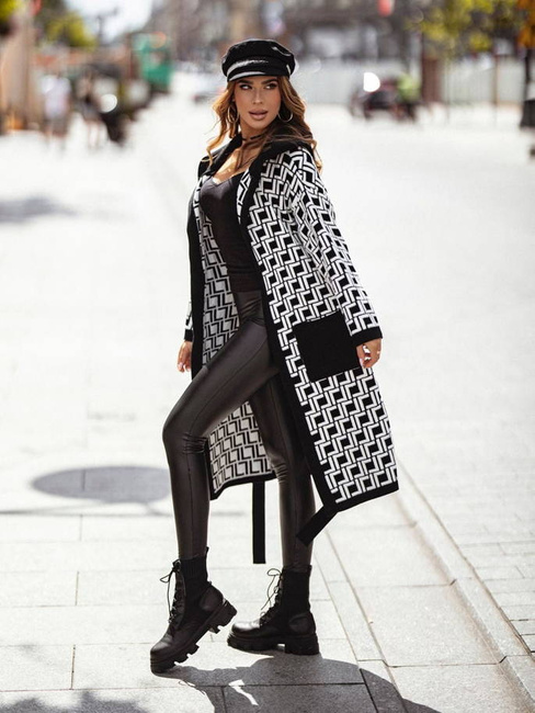 Długi kardigan z kapturem płaszcz typu alpaka Cocomore biały/czarny