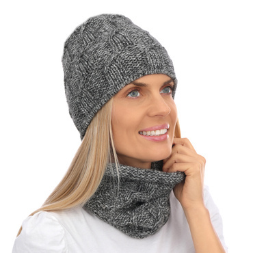 Mikos* Winter Kombi Set aus Winter Schal und passender Strickmütze/Beanie (686)