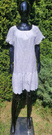 letnia Sukienka mini koronkowa z krótkim rękawem gumka w dekolcie import Włochy